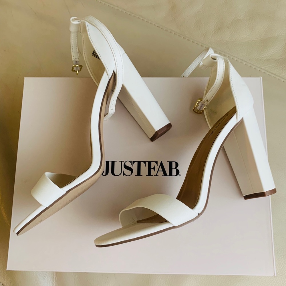 Just Fab Lorelai White Sandals